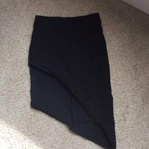 Black high-low skirt
